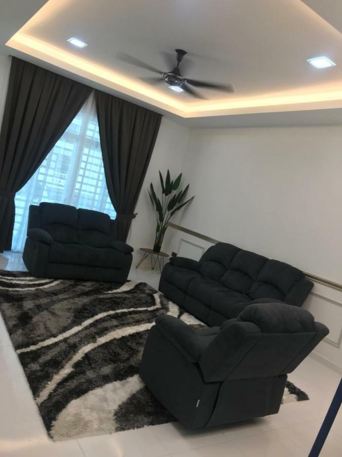 Nrl'S Cozy Guesthouse Kota Bharu Esterno foto